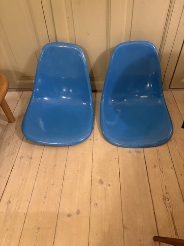 Eames fiberglas side chair - side, 2